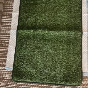 Hundetoilettenmatte Mit Gras Für Den Hund vom Kunden E***a erhalten.